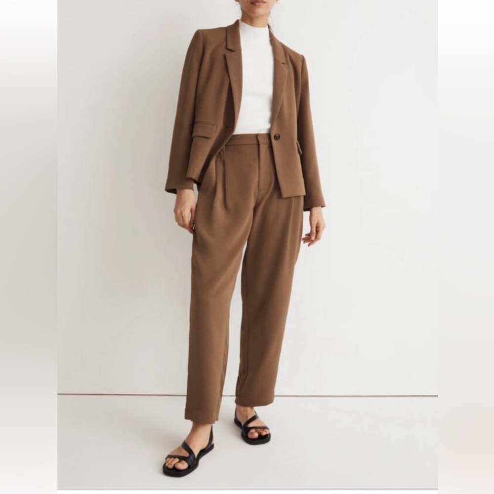 NWT Pleated Taper Leg Pants Madewell Light Roast Color size 6